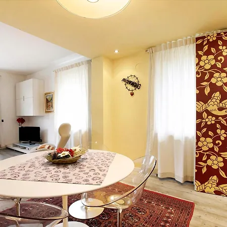 Au Petit Chevrot - Classic Apartman *