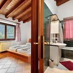 Au Petit Chevrot - Classic *