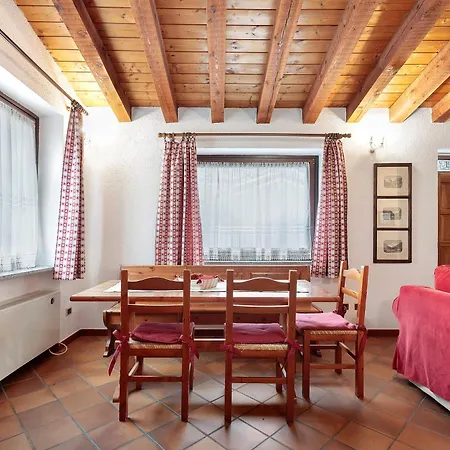 Au Petit Chevrot - Classic Apartman *