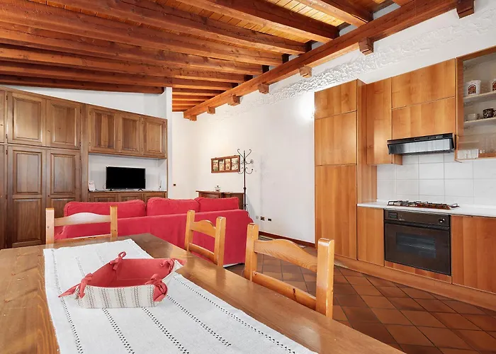 Au Petit Chevrot - Classic