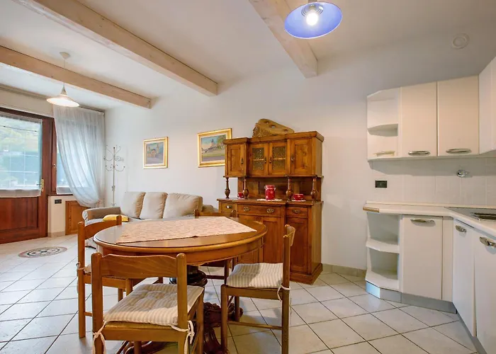 Au Petit Chevrot - Classic *